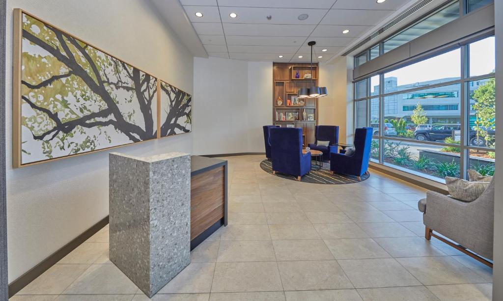 Posezení v ubytování Hyatt Place Eugene/Oakway Center