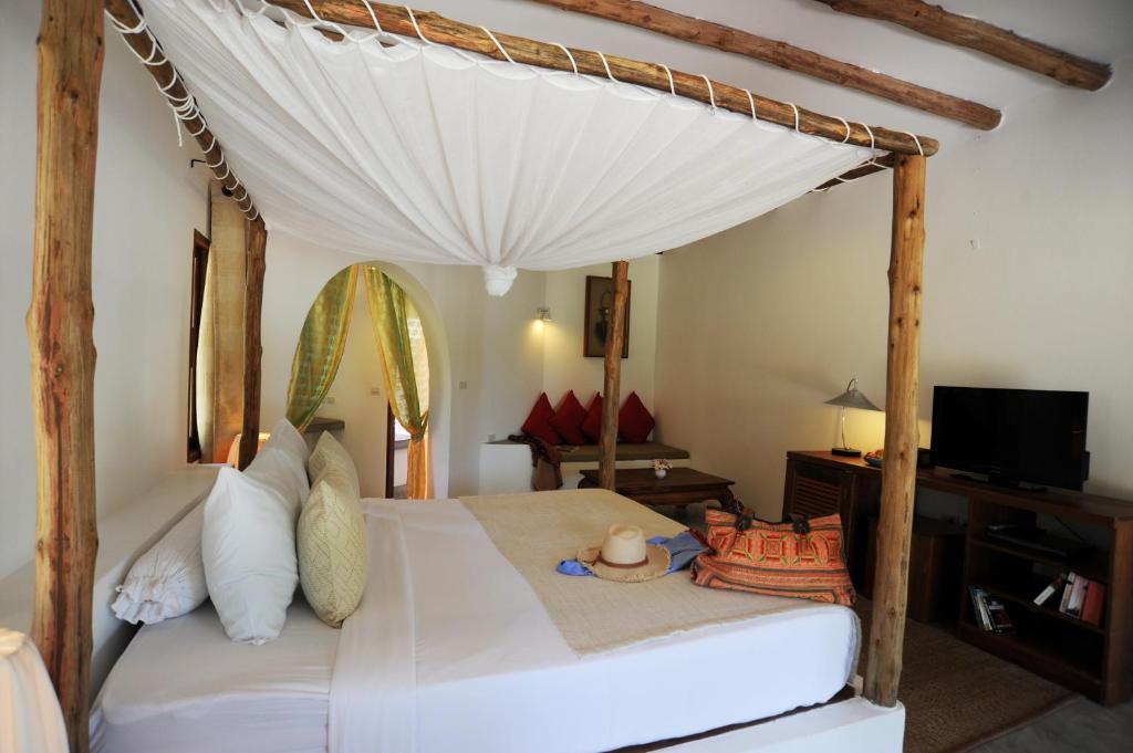 The Jungle Club - SHA Extra Plus - 10