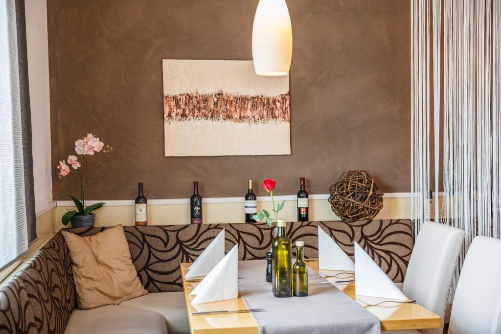 Posedenie v ubytovaní Hotel Salzburg