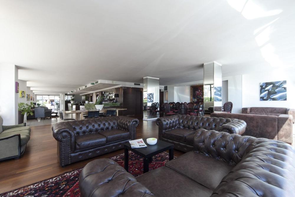 Posezení v ubytování Hotel Regina Fronte Mare