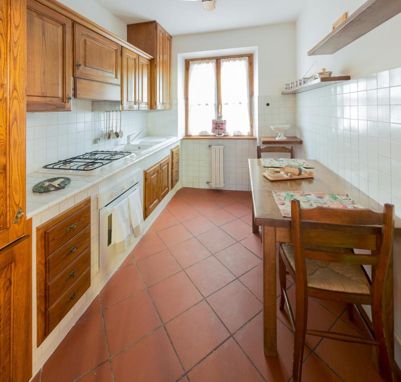 Kuchyňa alebo kuchynka v ubytovaní Il Castello di Rigutinelli