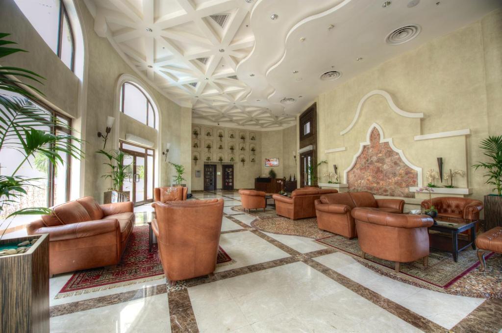 Posezení v ubytování Rawasi Hotel Apartments