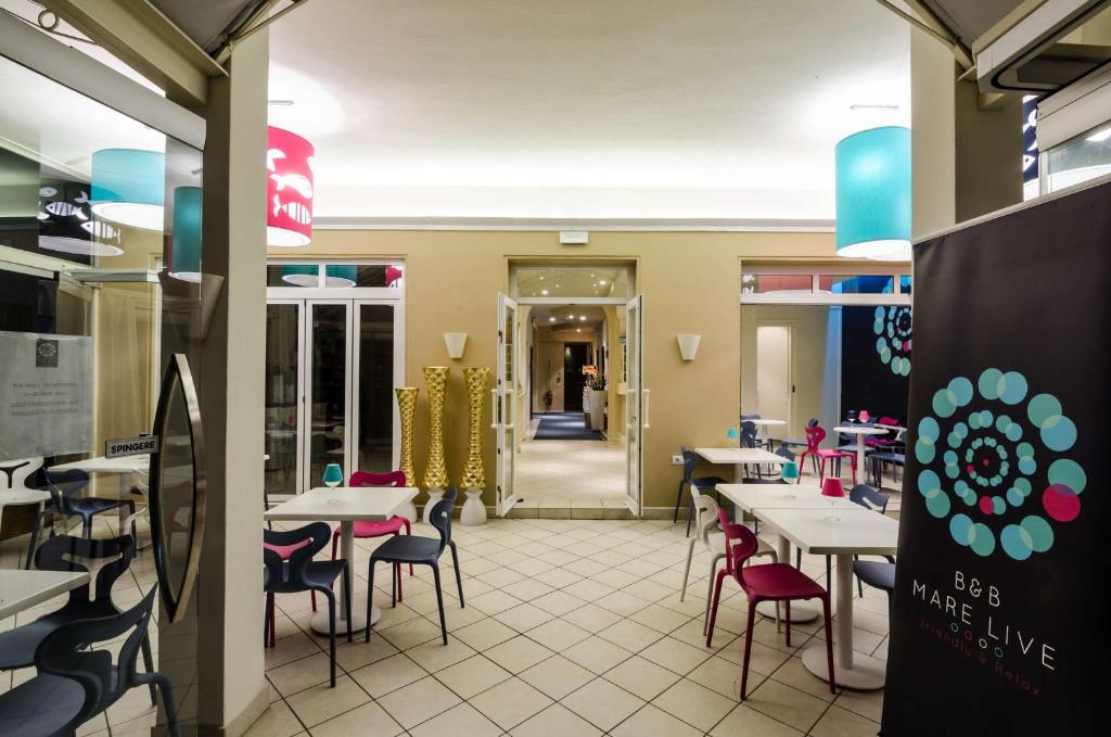 Restaurace v ubytování Hotel Mare Live