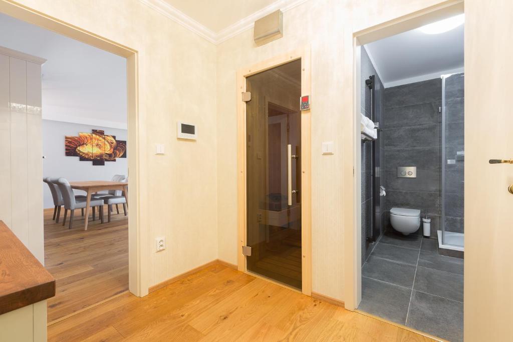 Koupelna v ubytování Wellness Hotel Republika 24 Apartments