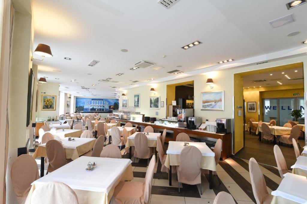 Restaurace v ubytování Hotel Park