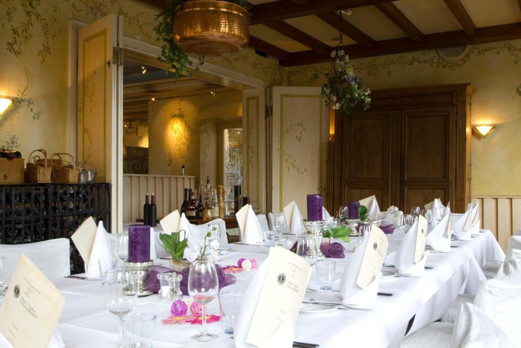 Restaurace v ubytování Hotel Buschhausen