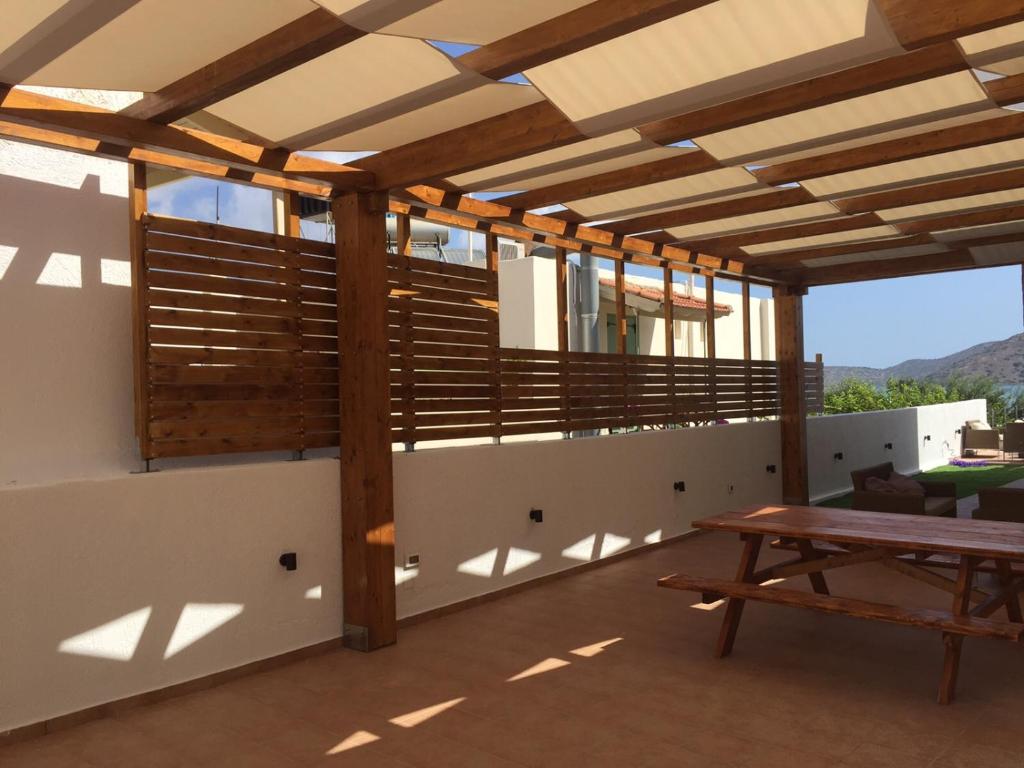 Balkón alebo terasa v ubytovaní Villa LouLa