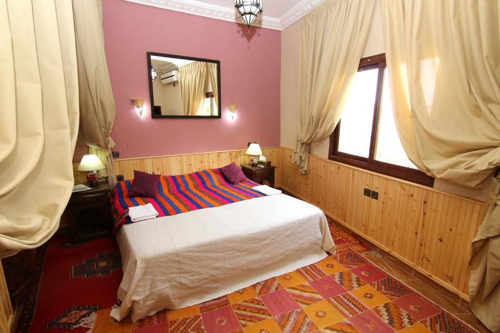 Postel nebo postele na pokoji v ubytování Riad Atlas Toubkal
