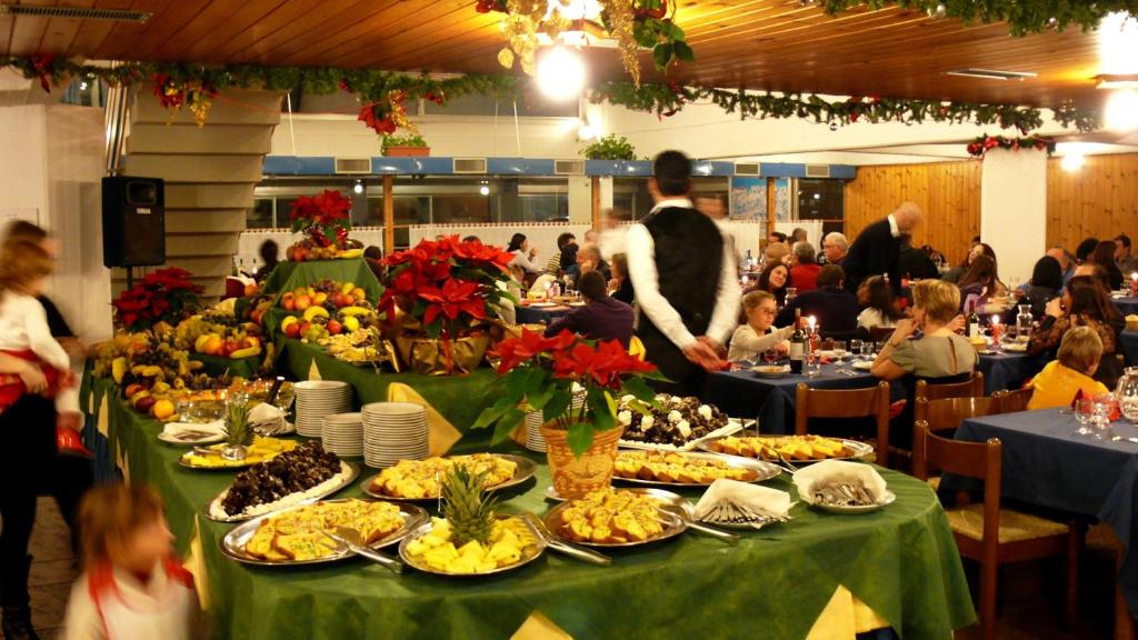 Hosté ubytování TH 1400 Hotel