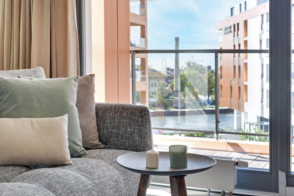 Blue Mandarin Riverside - 19