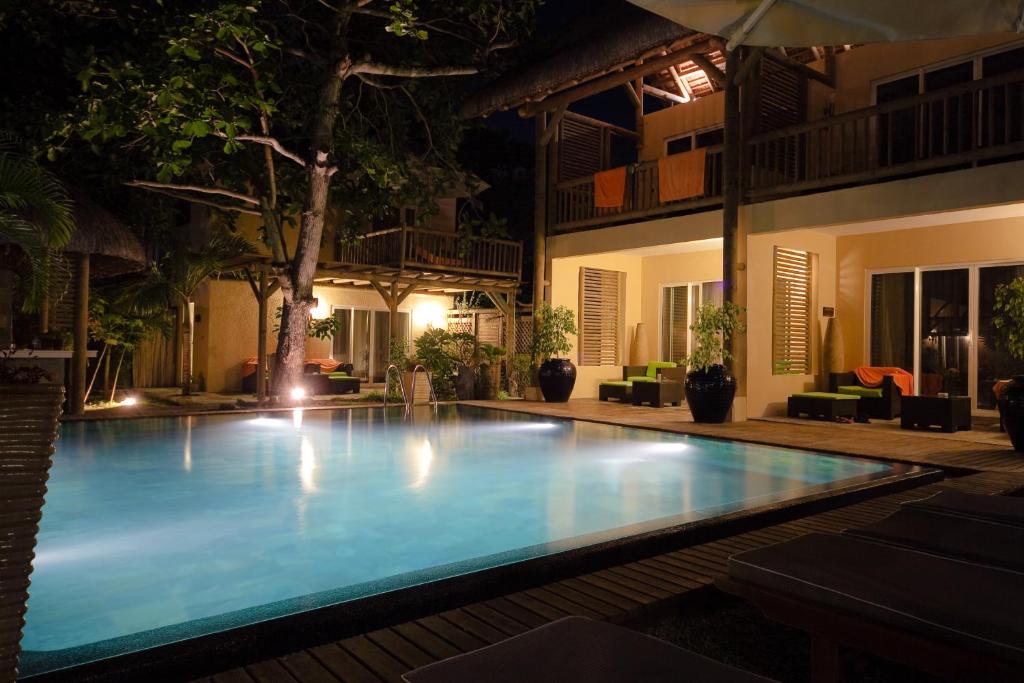 Bazén v ubytování Ocean Villas Hotel nebo v jeho okolí