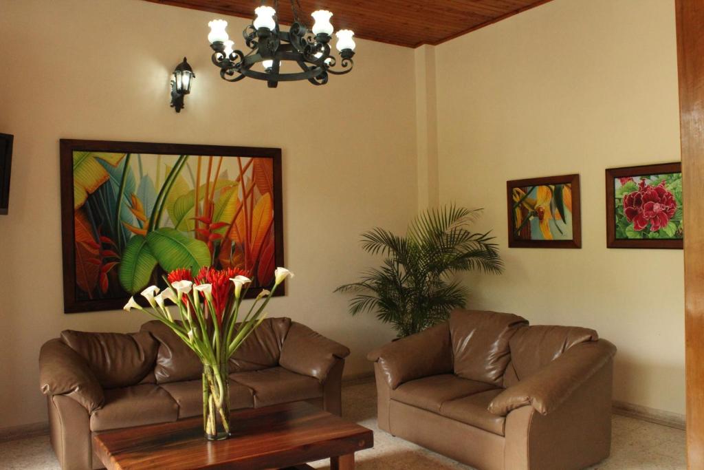 Posezení v ubytování Hotel Valdivia Plaza