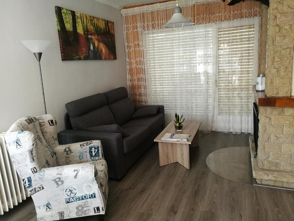 Posezení v ubytování Casa El Serrat del Tell