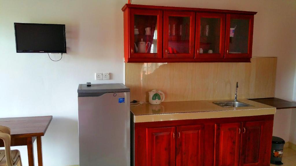 Holiday Fashion Inn - 9