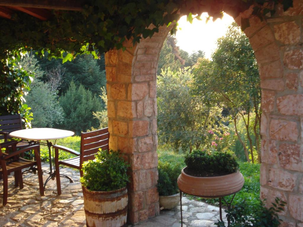 Zahrada ubytování Aphrodite's Inn Kalavrita