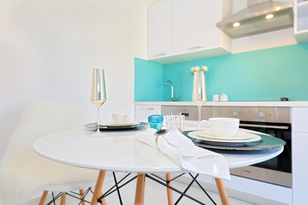 Kuchnia lub aneks kuchenny w obiekcie Apartments Tija Exclusive
