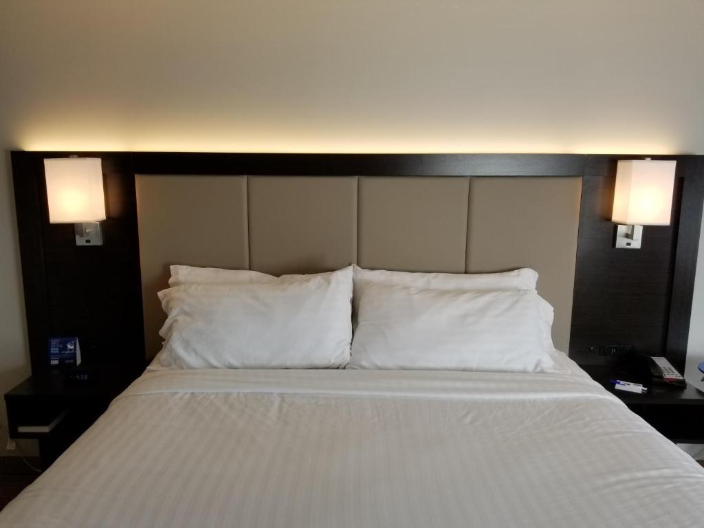 Holiday Inn Express Birch Run-Frankenmuth Area by IHG photo