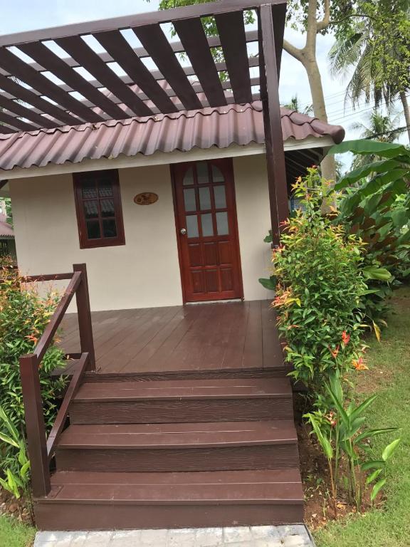 Red Moon Hideaway - 7