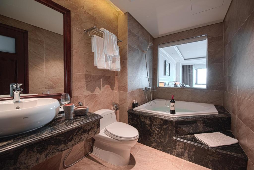 Special Offer - Royal Room with Ocean View