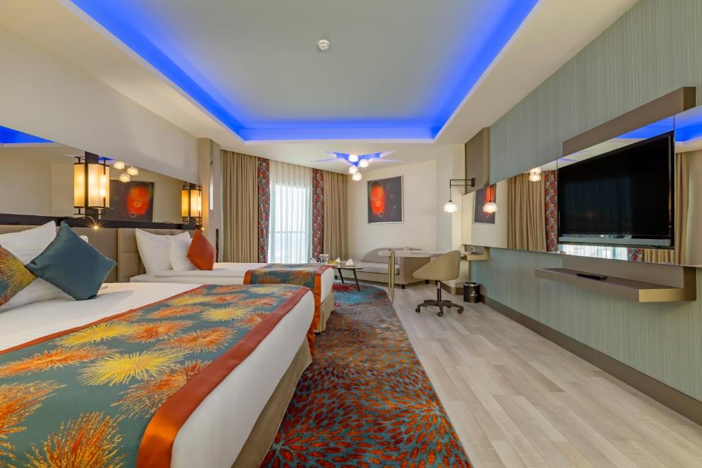 Royal Seginus - 