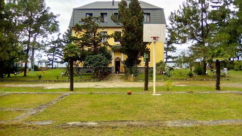 Zahrada ubytování Marshal Resort Kobuleti