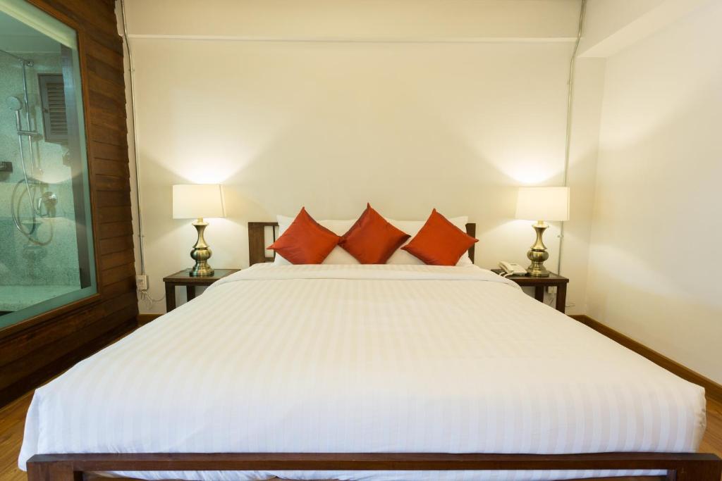 Night Bazaar Inn - Resim 16