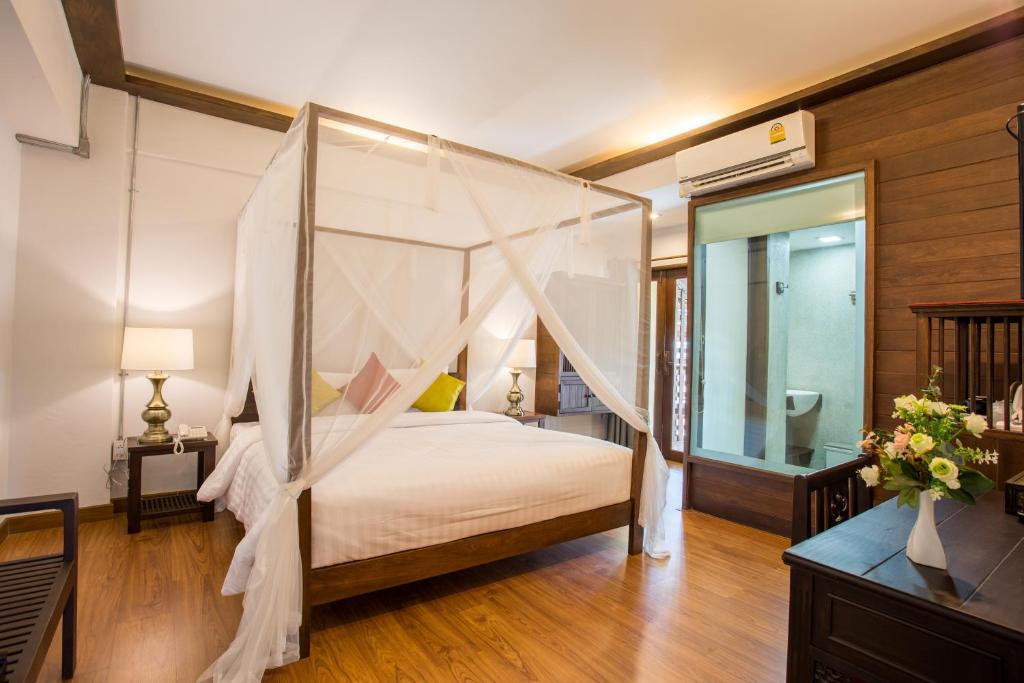 Night Bazaar Inn - Resim 18