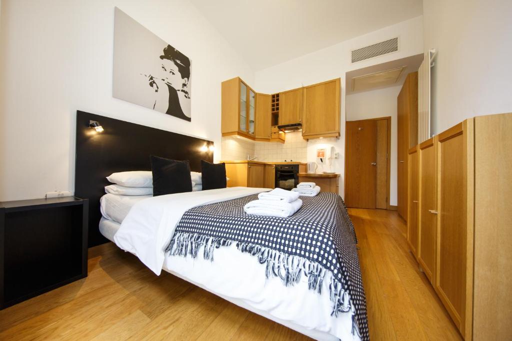 Studios2Let London Cartwright Gardens: Ideal Urban Stay