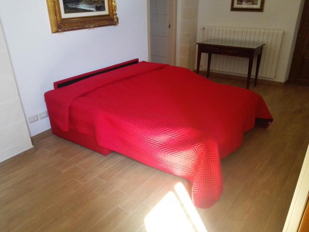 A bed or beds in a room at Vico Marina