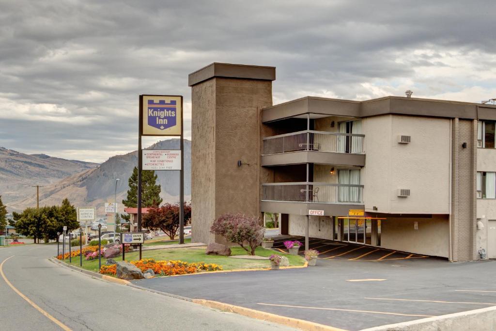 Knights Inn Kamloops - Resim 9