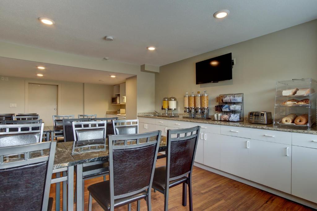 Knights Inn Kamloops - Resim 24