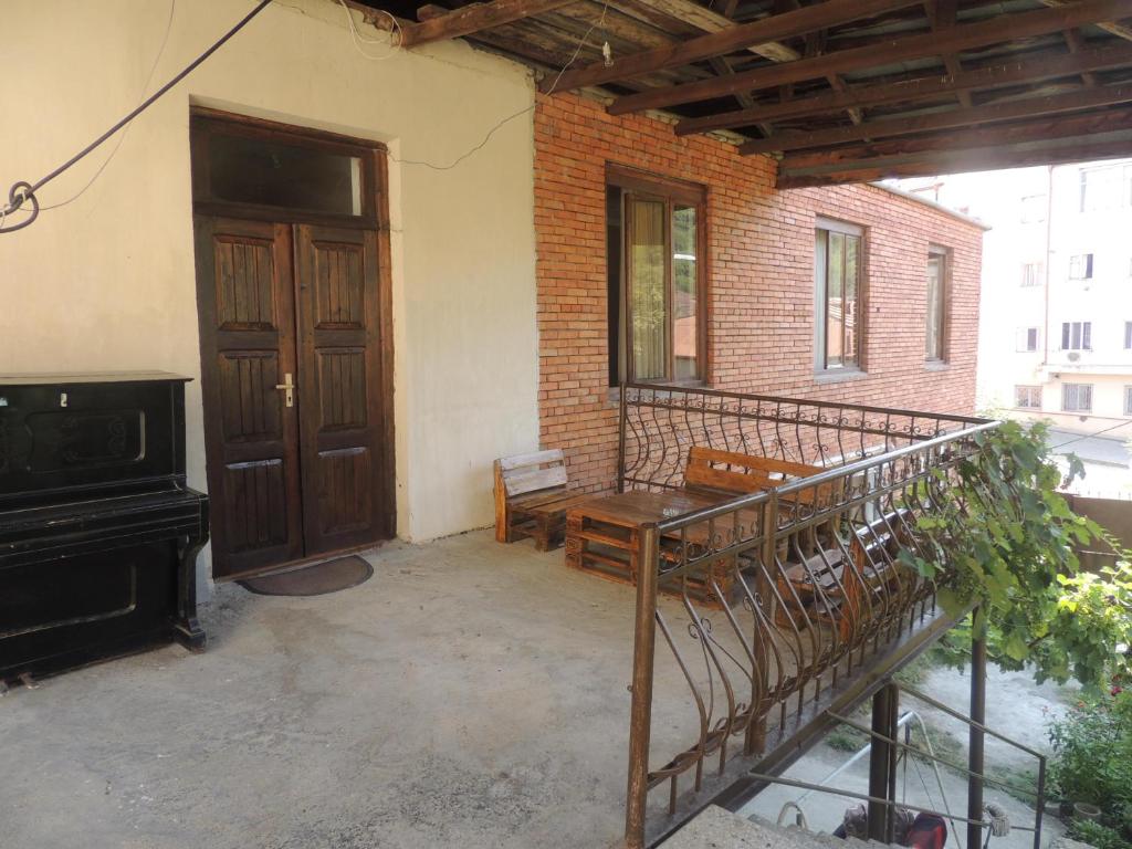 Balkón nebo terasa v ubytování Guest House Chirina