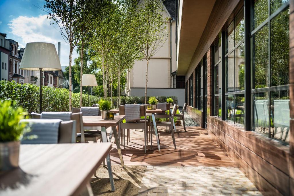 SAKS Urban Design Hotel Frankfurt - Resim 20