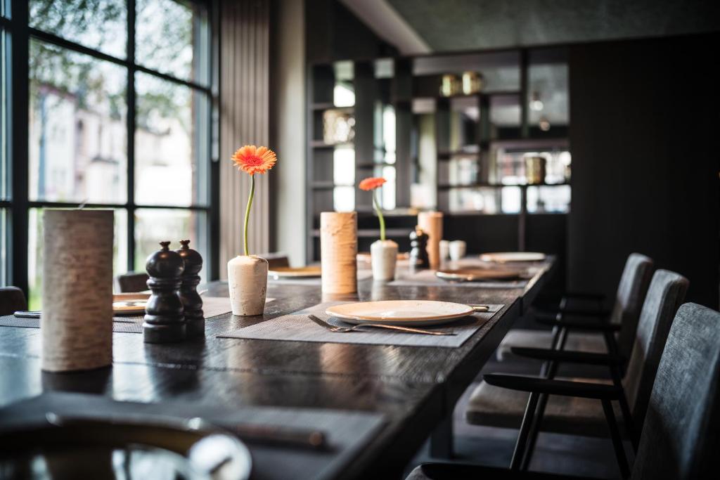 SAKS Urban Design Hotel Frankfurt - Resim 14