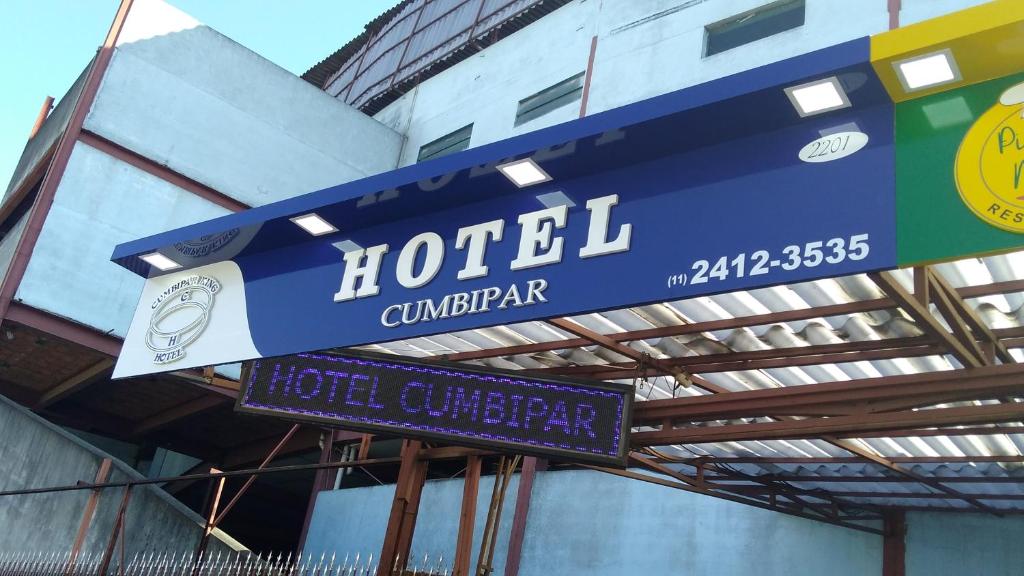 Certifikát, hodnocení, plakát nebo jiný dokument vystavený v ubytování Cumbipar King Hotel