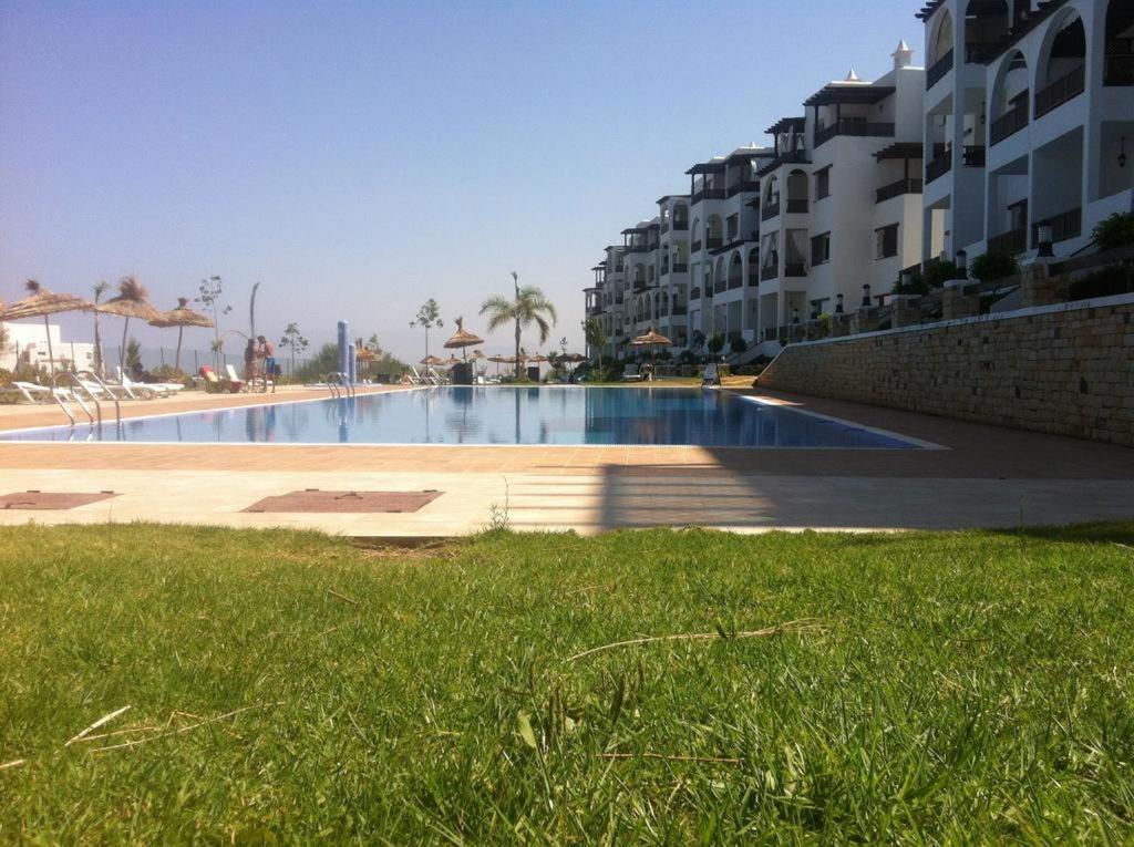Bazén v ubytování Lovely family Apartment in Cabonegro, Bella Vista nebo v jeho okolí