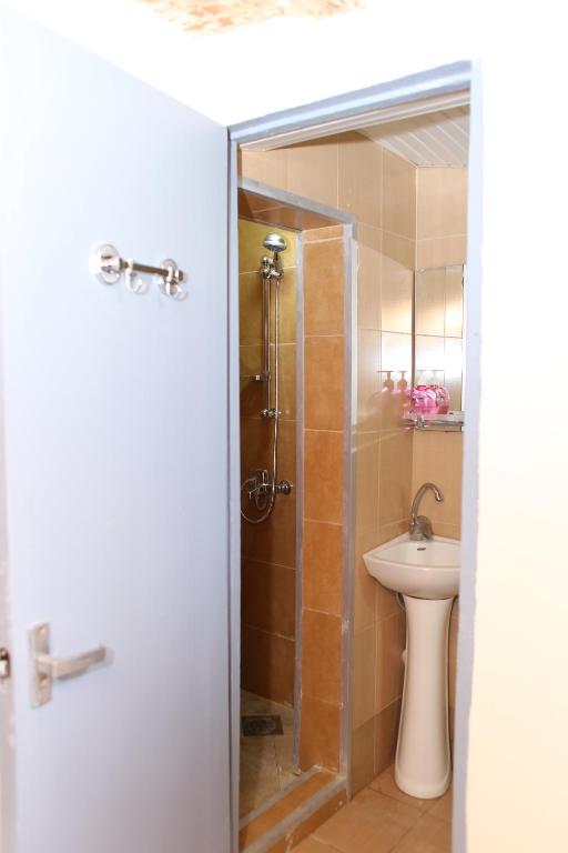 Koupelna v ubytování Guest House Kakabadzeebi 9
