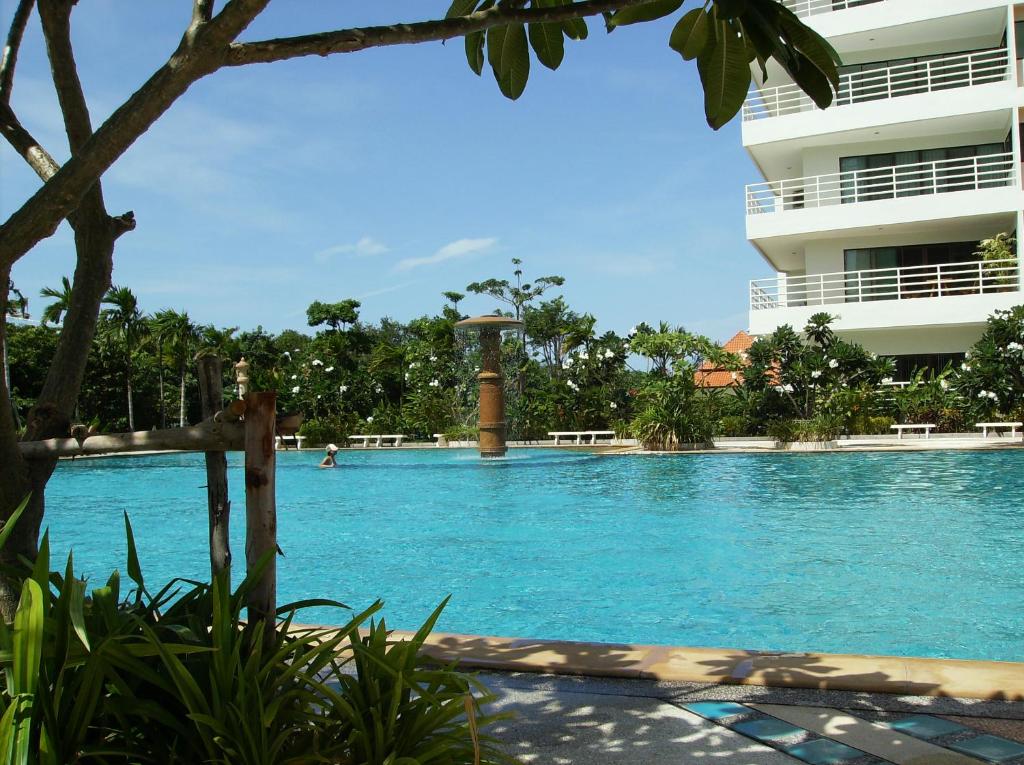 Bazén v ubytování View Talay 5 at Nong Apartment nebo v jeho okolí