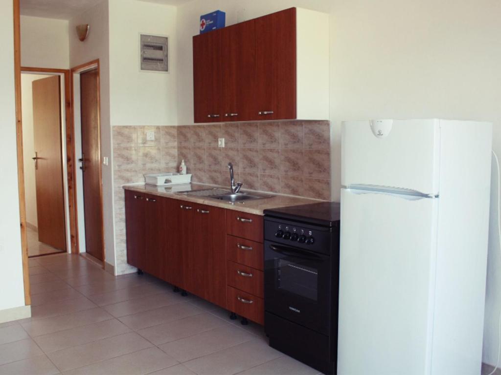 A cozinha ou cozinha compacta de House Baglija