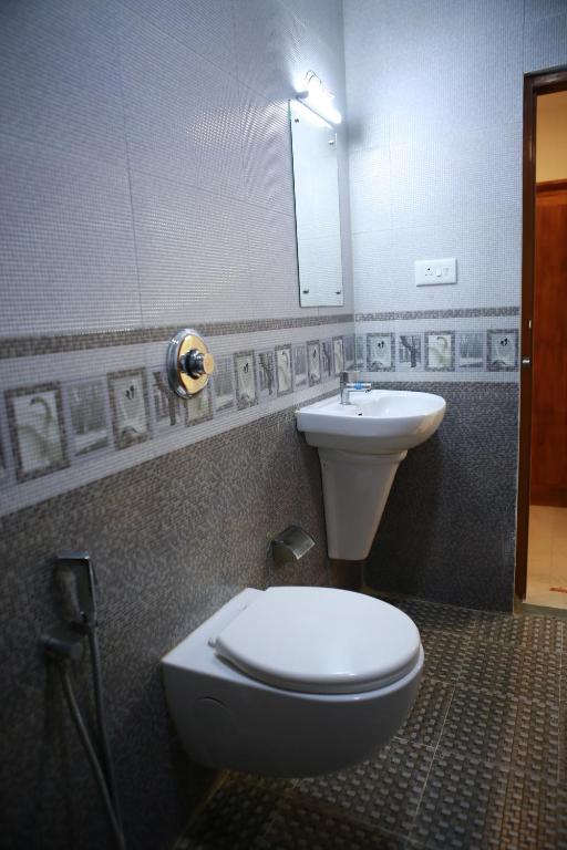Koupelna v ubytování Anna Residency