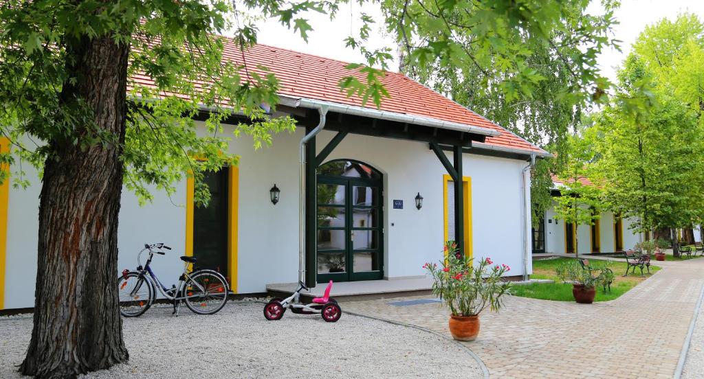 Jízda na kole v ubytování Hubertus Hof Landhotel nebo okolí