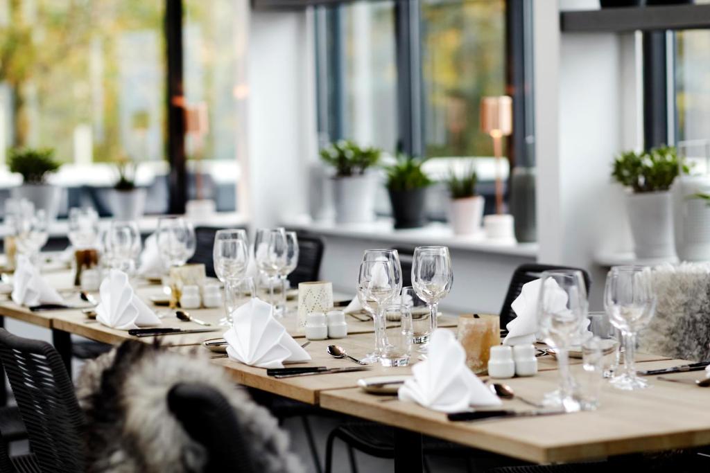 Ein Restaurant oder anderes Speiselokal in der Unterkunft Comwell Borupgaard 