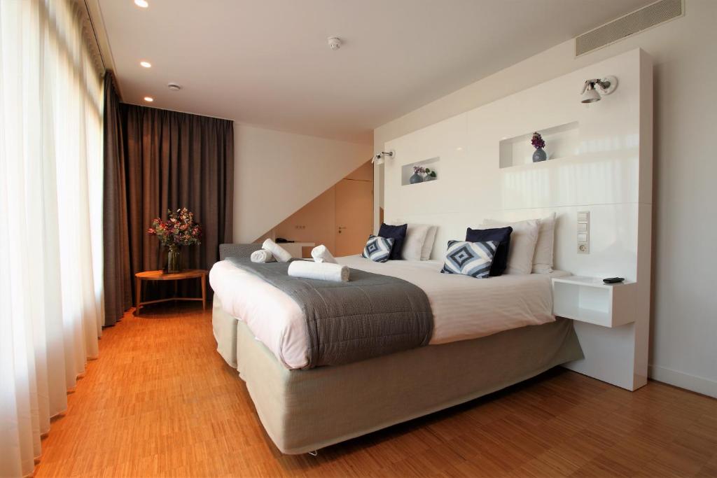 The Bank Hotel - Resim 9