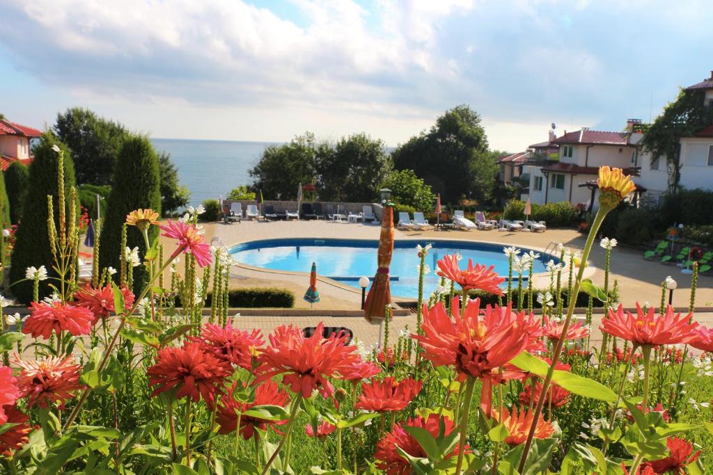 Πισίνα στο ή κοντά στο Kapriz Apartment