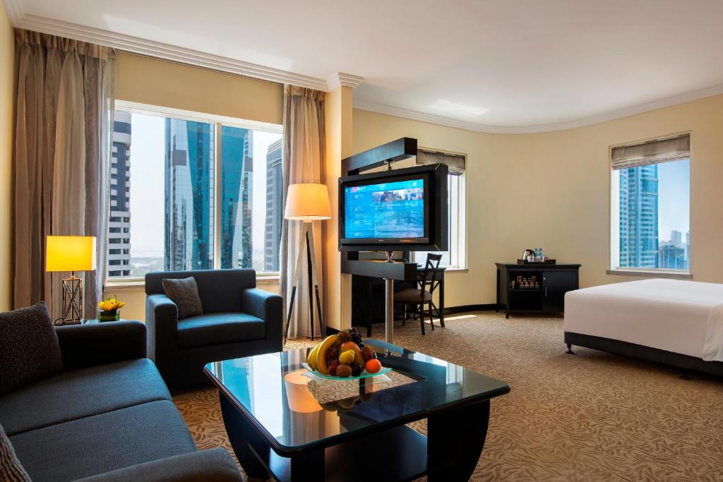 TV a/nebo společenská místnost v ubytování Towers Rotana - Dubai