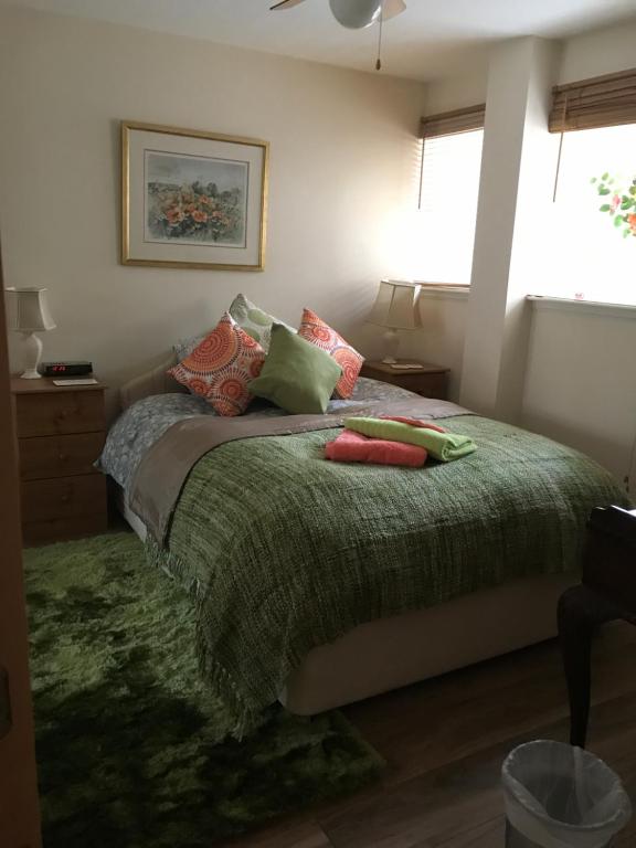 City Centre Executive Apartment - Private Parking, Gym & Sauna - Housity