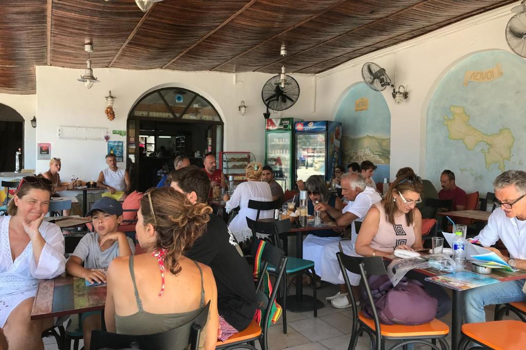 Calypso Hotel vendégei