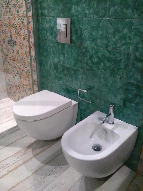 A bathroom at Casa vacanze Scurò - Isnello