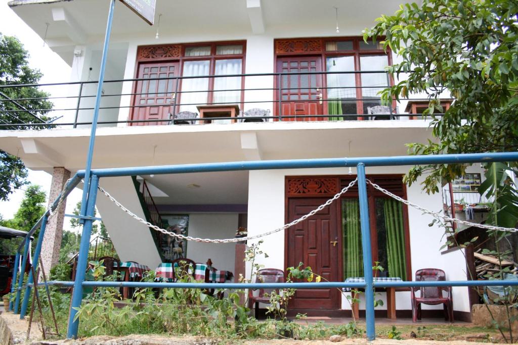 Balkón nebo terasa v ubytování Elegant Home Stay