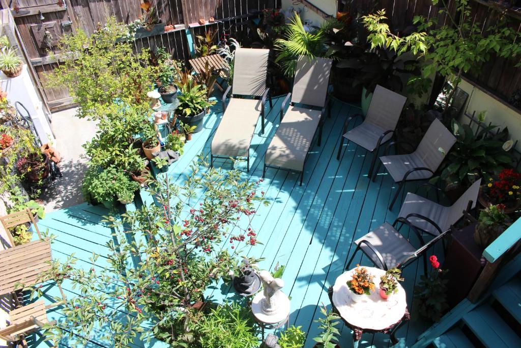 Photo from La Loggia Art B&B in 1637 Rue, Atateken, Montréal, QC ,  Montréal, Quebec, Canada